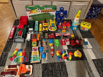 Velká sada hraček – vše společně za 2000 Kč - 6