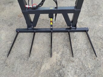 Stohovací vidle s hroty sklopné - hydraulické - 6