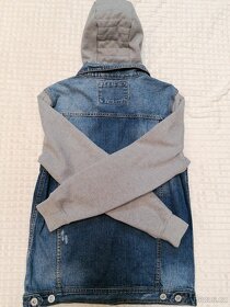Džínová bunda Zara Man s mikinovymi rukávy - 6
