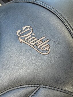 Honda Rebel 1100 (2023, manuál) – záruka, top stav, doplňky - 6