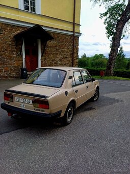 Škoda 105 - 6