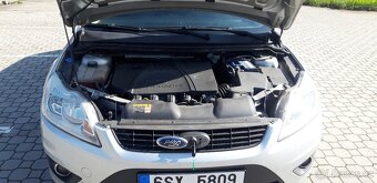 Ford Focus 2,0i 16V  Carving  107 kw  kombi - 6