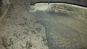 Audi A3 8L pravé levé přední plastové nadkolí podběh origo - 6