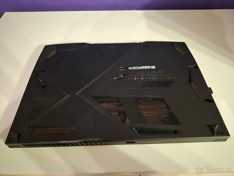 Herní notebook MSI Thin GF63 12VE-074CZ s taškou a chladící - 6