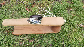 Retro žehlička s prknem - 6