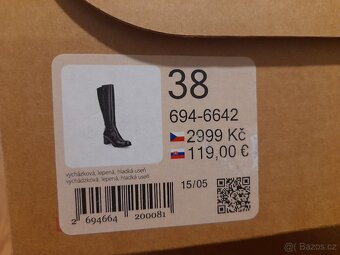 Černé kožené kozačky značky Baťa velikost 38 - 6