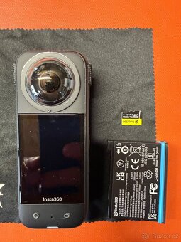 Insta360 X3 + dálkový ovladač + baterie - 6