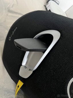 Autosedačka Cybex Sirona Z i-Size + ISOFIX základna - 6