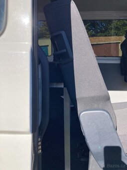 Lůžková rozkládací Al vestavba - spaní pro VW T5/T6/T6.1 - 6
