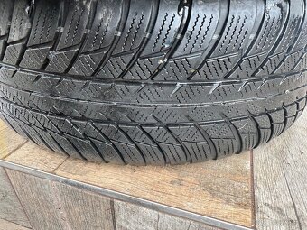 205/60/16 zimni Bridgestone - 6