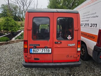 Renault Rapid - 6