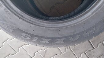 Prodám 2 x letní pneu Maxxis 215/65/17 - 6