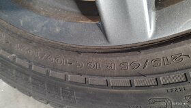 Nokian zimní pneumatiky primárně pro SUV, 215/65 R16 - 6