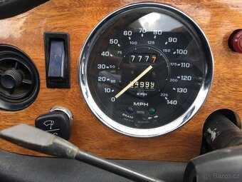 Triumph TR6 - 6