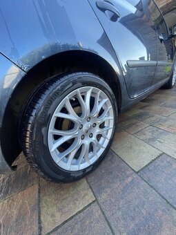 Prodám Golf V 1.9 TDI chip - 6