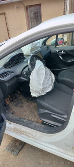 Peugeot 208, 1.2 PurTech 82, HMR, EB2FA, HM05 - 6