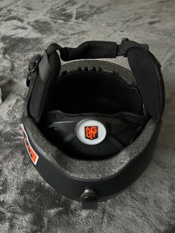 Helma na snowboard/lyže - 6