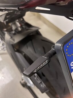 Aprilia Tuono 660 Factory (zaruka) - 6