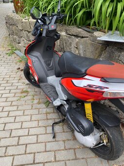 Prodám aprilia sr50r - 6