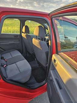 Mitsubishi Colt 1,1 MPI benzín manuál 55 kw - 6