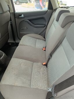 Ford Focus 1.8 TDCi kombi - 6