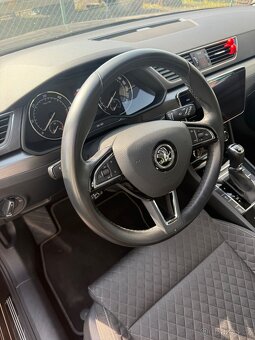 Škoda Superb kombi - 6