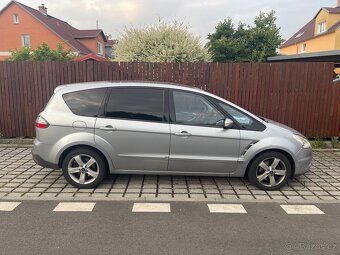 Prodám Ford S Max 2,5l 162kw benzin 2008 - 6