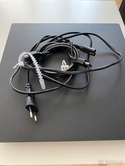 Playstation 4 Pro + Dualshock ovladač - 6