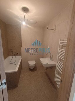 Moderní 1+kk s terasou, předzahrádkou a parkováním – novosta - 6