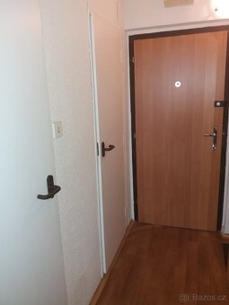 Pronajmu garsonku se ZASKLENOU LODŽIÍ, Karviná, Studentská 2 - 6