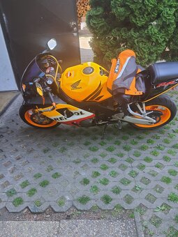 HONDA CBR 900RR - 6