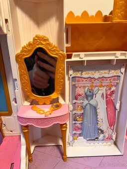 Disney Princess oslava na zámku - Barbie - 6