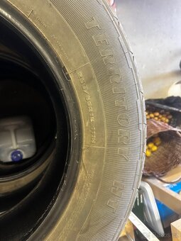 Pneu 255/65 R18 - 6