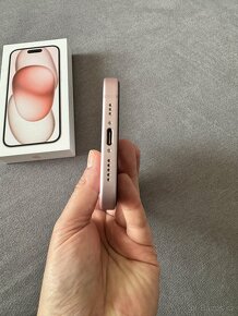 Apple iPhone 15 128Gb Pink - Zánovní - 6
