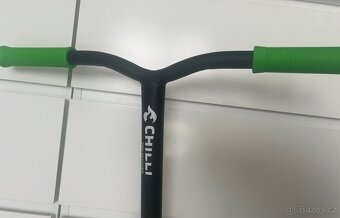 prodám Chilli base scoot freestyle koloběžku - 6