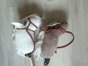 Hobby horse s doplňky-bílý prodaný - 6
