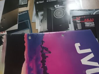 Dobové prospekty Hi-Fi Technics, Sony, Pioneer, AKAI, atd. - 6