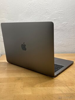 MacBook Pro 13" 2017 /8GB RAM/Intel i5/256GB SSD/ Záruka - 6