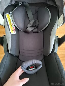 První autosedačka vajíčko zn. Joie - 6