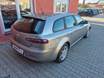 Alfa Romeo 159 110kW - 6
