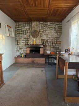Prodej podílu 5/12 chaty 16 m², pozemek 1157 m² - 6