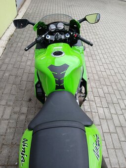 Kawasaki zx-9R - 6