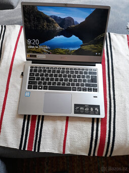 Funknční notebook Acer - 6