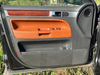 Sedačky interiér - 6