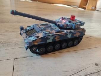 Tank na ovládání - 6
