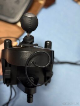Volant logitech - 6