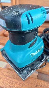 Vibrační bruska - Makita BO4555 - 6