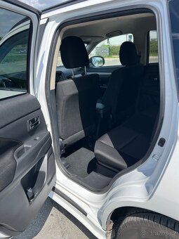 Mitsubishi Outlander, diesel 110kW, 7 míst, tažné, manuál - 6
