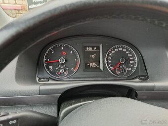 Prodám VW Touran 2.0 TDi, DSG, 103KW, r.v. 2013 - 6