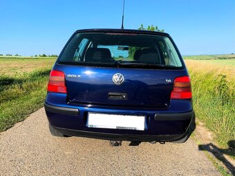 Volkswagen Golf 1.6 16 V , pouze 110 000 km, původ ČR - 6